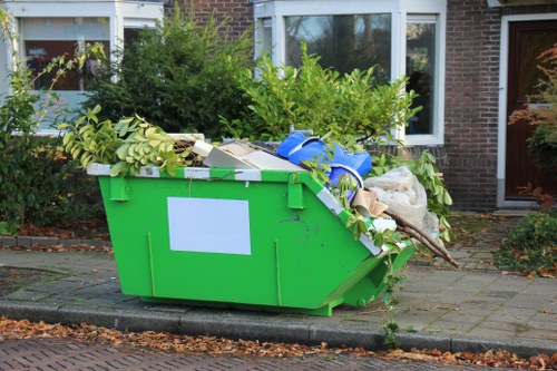 Commercial construction waste disposal services